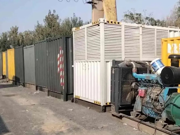 灌南200KW柴油发电机机组每小时油耗是多少?